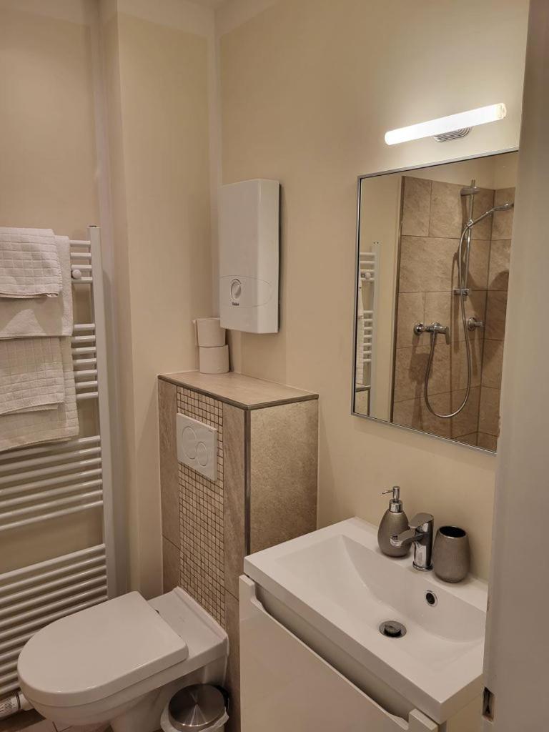 Design Apartment Naehe Duesseldorf Krefeld Eksteriør bilde