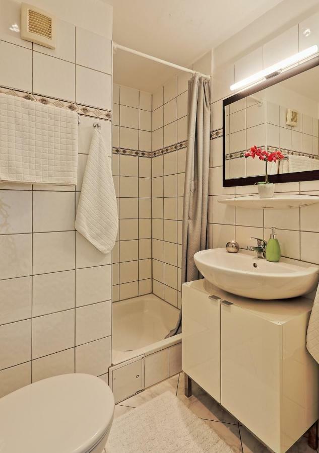 Design Apartment Naehe Duesseldorf Krefeld Eksteriør bilde