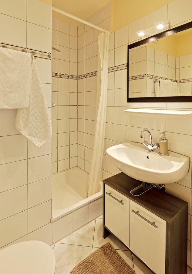 Design Apartment Naehe Duesseldorf Krefeld Eksteriør bilde